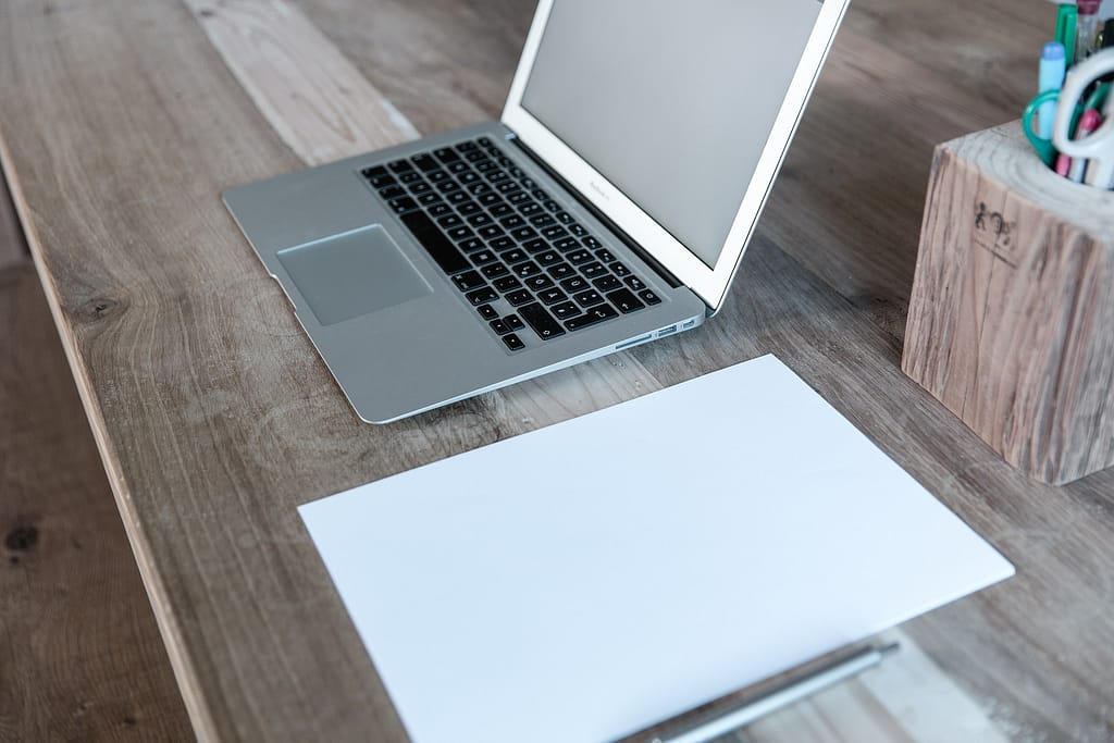 Today's Gem: Rev Up Your Resume With Tips From This Month's Guest Blog, Wisconsin, Mojo Meg